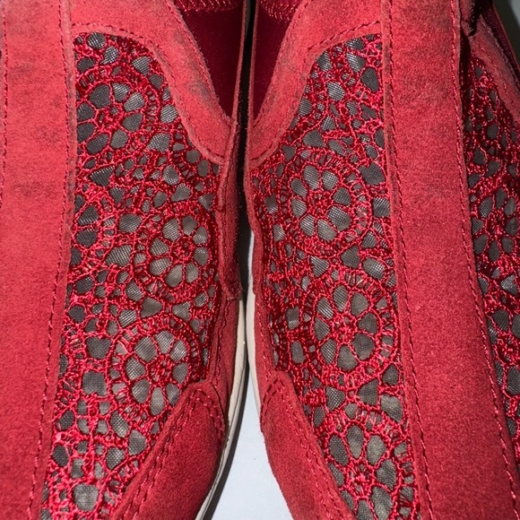 Red Easy Spirit “Travel Lace” Slip-On Comfort Clogs Mules, Sz 8 - Picture 10 of 12